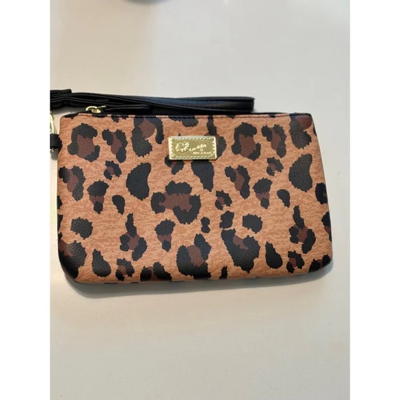 Betsey Johnson Leopard Print Wristlet - Picture 1 of 6